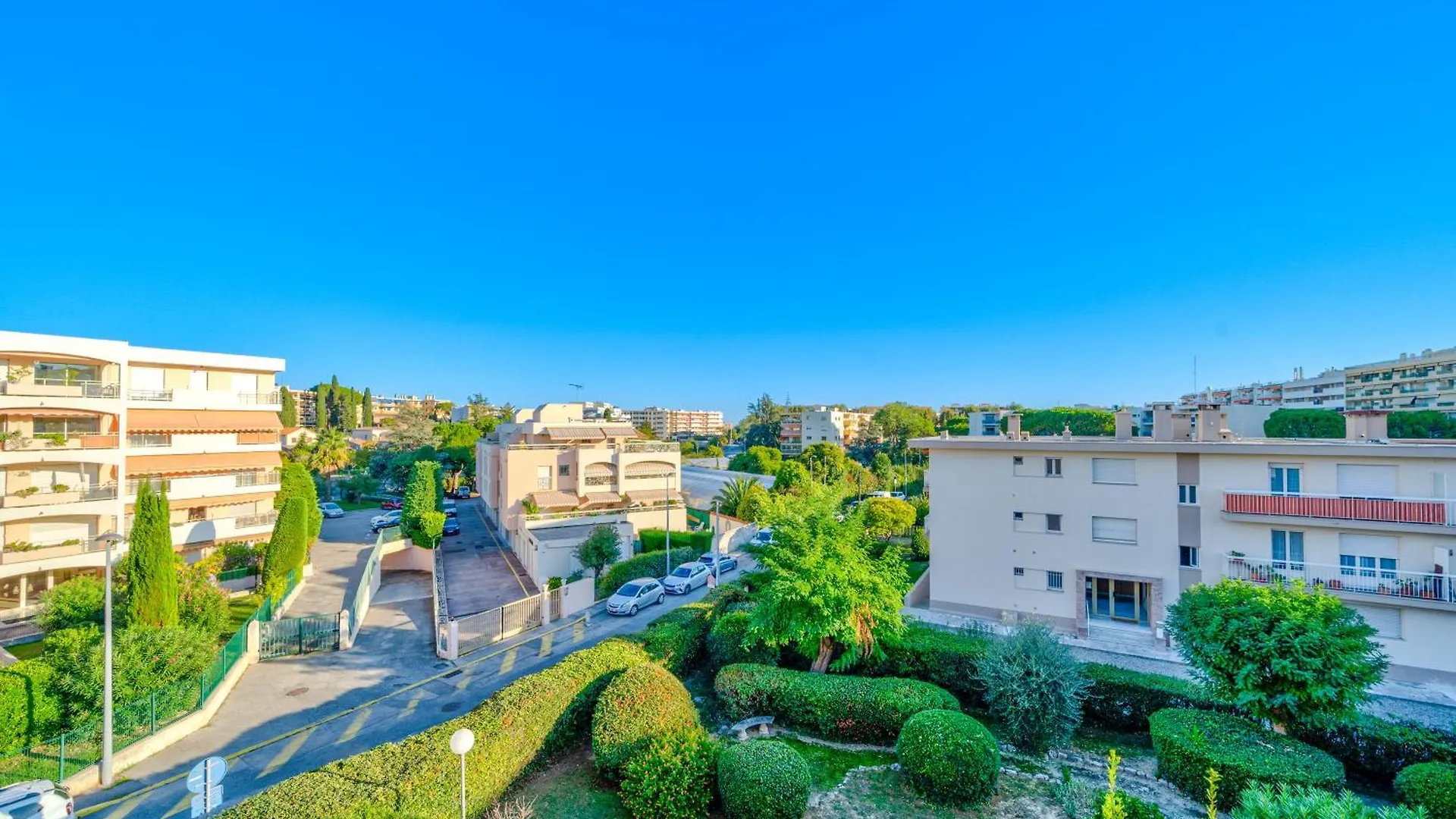Apartment Charmant 3P En Plein De Coeur De Cagnes Sur Mer